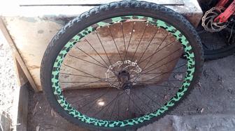 Продам колесо на 26 переднее в хорошем состоянии