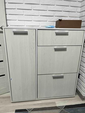 Продается обувница