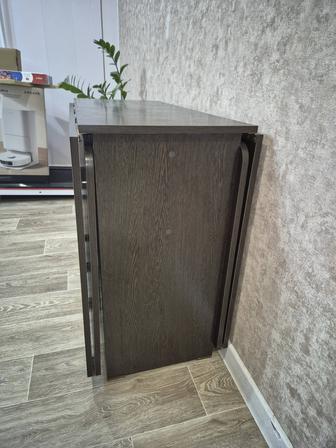 Продам стол-книжку