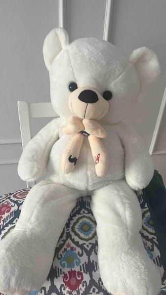 Мягкая мишка в отличном состояний