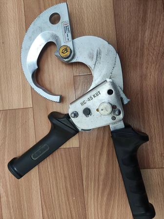 Секторные ножницы КВТ НС-45 с телескопическими рукоятками