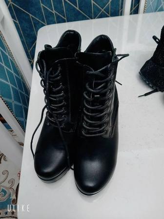 Продам ботилоны демисезонные