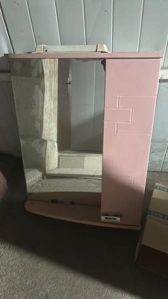 Зеркало для ванной комнаты