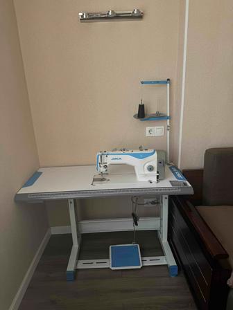 Промышленный машинка Джак ф4 көшуіме байланысты сатып жатырмын