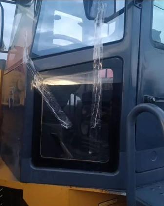 Изготовление стекол триплекс на спецтехнику