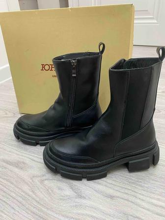 Женские ботинки новые