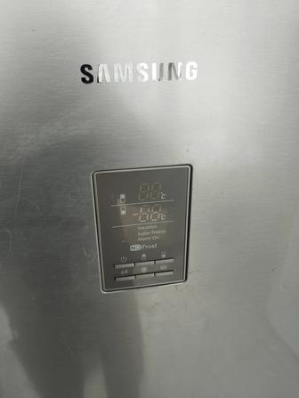 Холодильник samsung