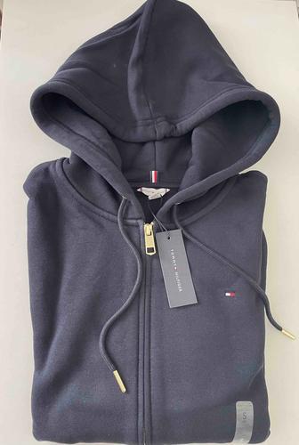 Продаю худи Tommy Hilfiger оригинал с USA