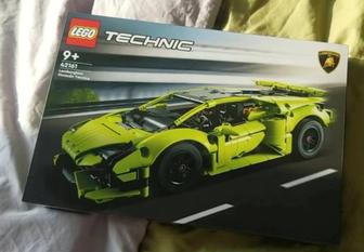 Продаю LEGO Technic 42161 Lamborghini Huracn Tecnica.

Состояние новый