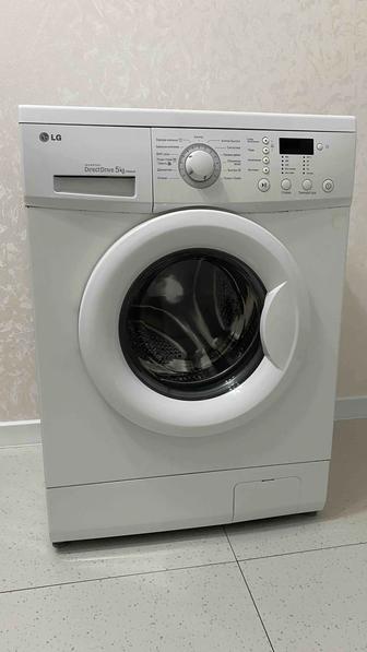 Продаю стиральную машину LG