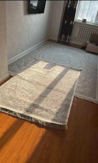 Продам два ковра в отличном состоянии