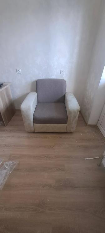 Продам 2 кресла