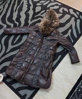 Продам кожанное пальто с капюшоном