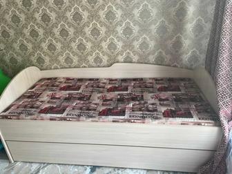 Продам кровать