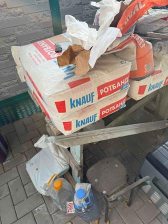 Штукатурка гипсовая Ротбанд.