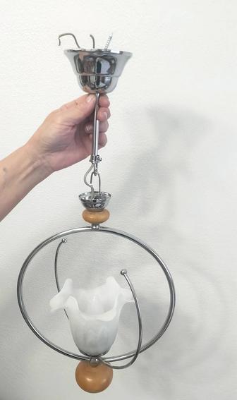 Продам люстру.