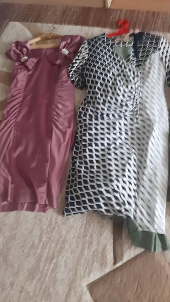 Продам платья вечерние и на каждый день размер 46-50 почти новые .