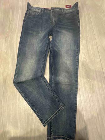 Джинсы Levis 501