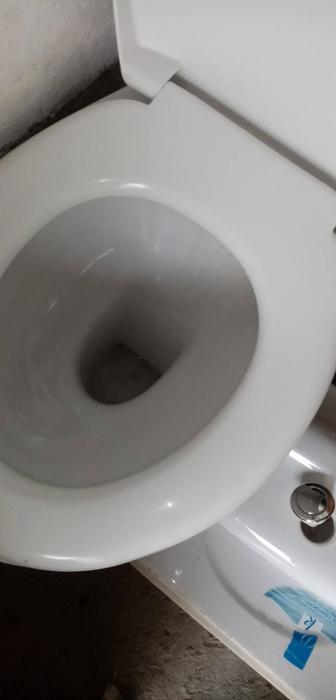 Продаю унитаз бу