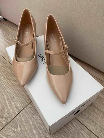 Продам туфли Calvin Klein