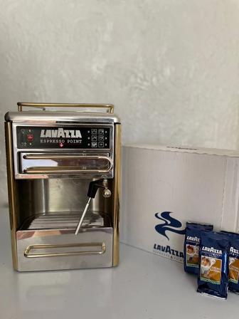 Кофе машина LAVAZZA