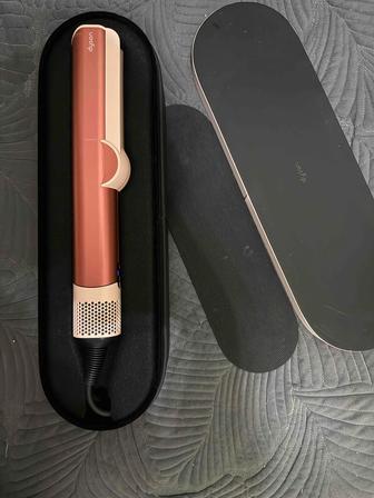 Dyson Airstrait original