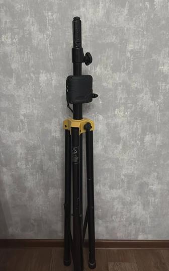 Стойки для колонки оригинал беленджер