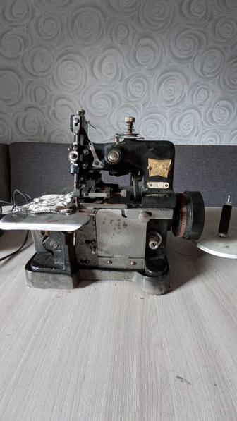 Продам оверлок