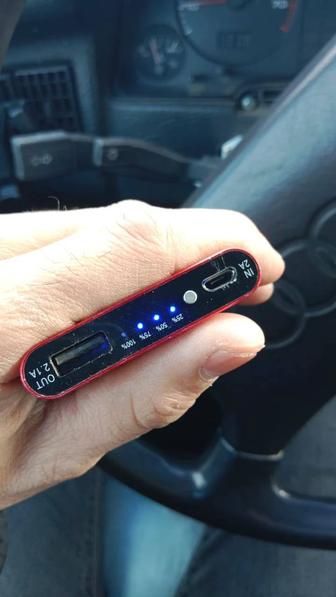 Повербанк оригинал 10000мач быстрая зарядка 37 вольта