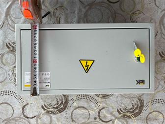 Продам электро распределительный ящик для автоматов