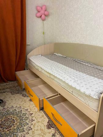 Кровать подростковая