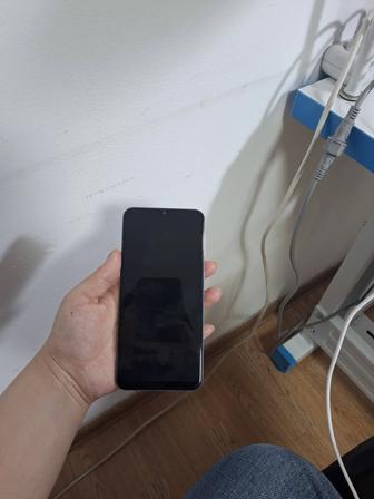 Продам телефон