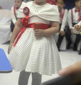 Продам платье детское