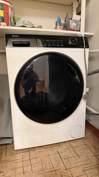 Продам стиральную машину (с сушкой)