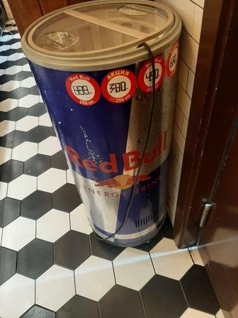 Холодильник Red bull круглый