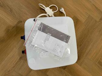 Продам водонагреватель Аристон