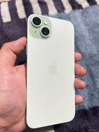 iPhone 15 Plus 128 ГБ Зеленый цвет