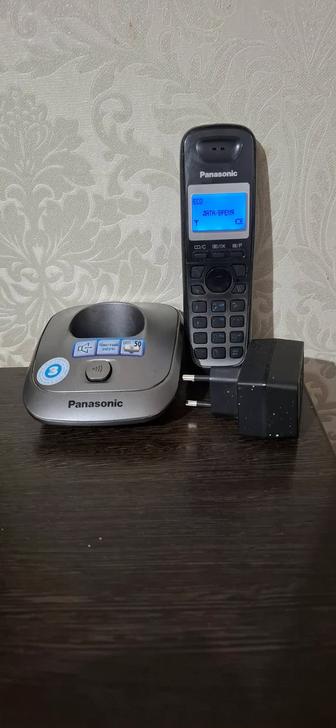 Телефон Panasonic KX-TGA250RU