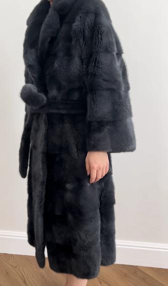 Продам норковую шубу