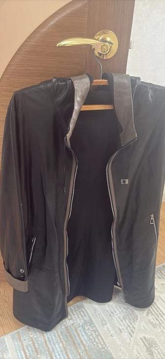 Женский плащ