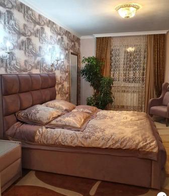Продам двуспальную кровать