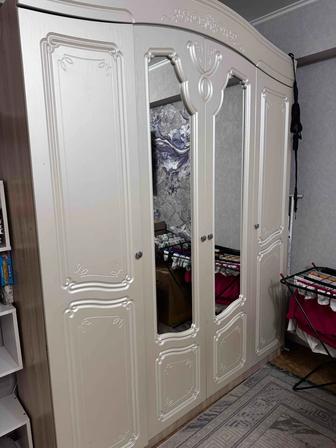 Продам шкаф и кровать