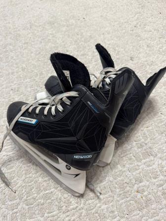 Продам коньки