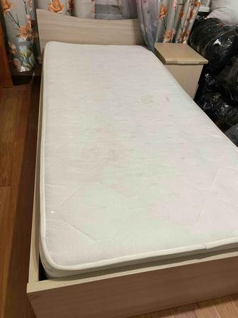 Продам кровать