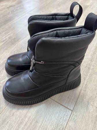 Продам сапоги женские