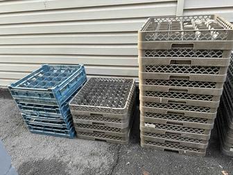 Продам кассеты/корзину/емкость/ для профессиональных посудомоечных машин