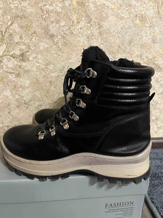 Ботинки зимнее женские