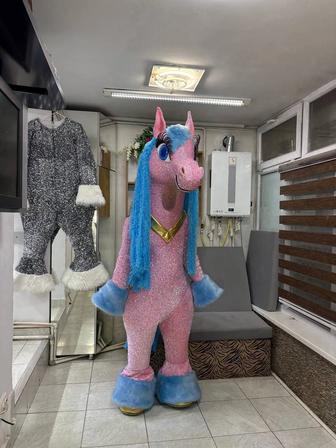 Ростовая кукла лошадь