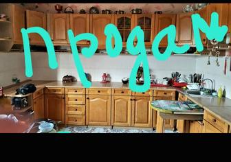 Продам дубовую кухню