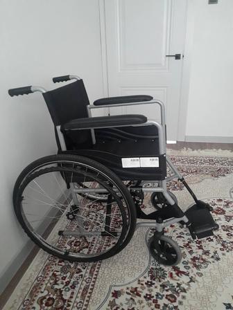 Инвалидная коляска